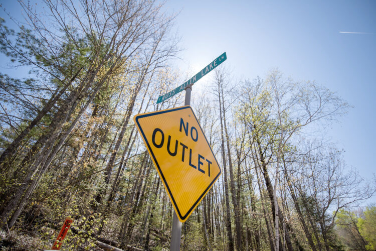 Tiffany urges US DOJ to investigate tribe over road access payments